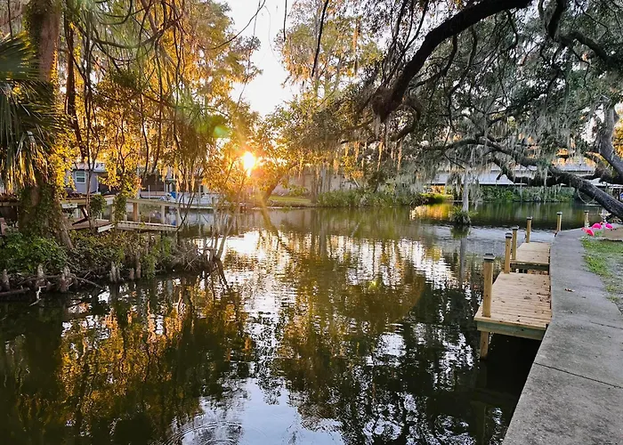 Cottage 23, The Lighthouse - Dora Canal Court - A Downtown, Waterfront Community