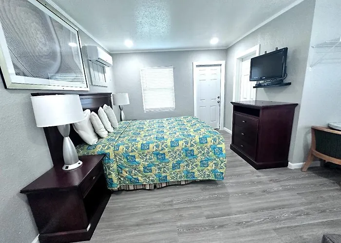 Lemon Bay Motel