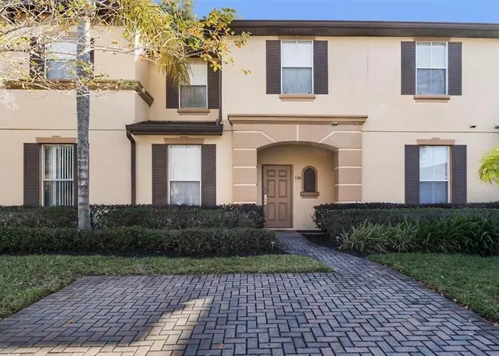 Amazing 3 Bedroom 3 Bath Condo Close To Disney