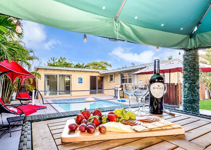 Heated Pool Spa Bbq 10 Ppl Near Beach & Downtown