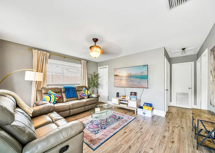 Heated Pool Spa Bbq 10 Ppl Near Beach & Downtown
