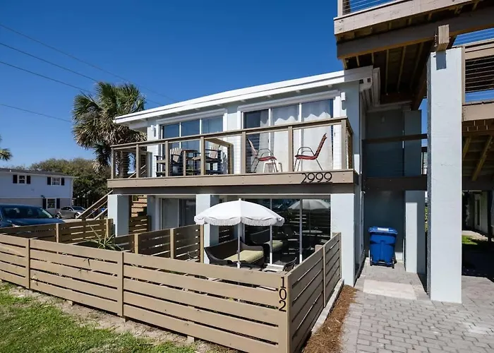 Wanna Sea #202 - Newly Renovated Balcony