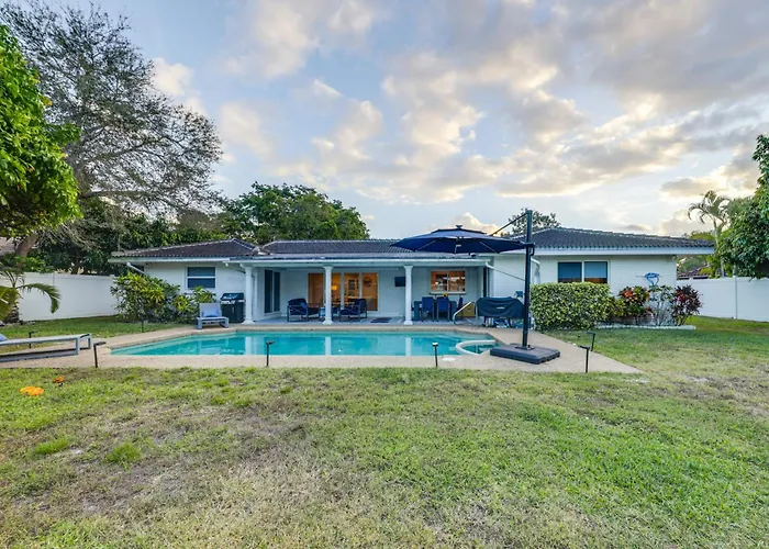 Luxe Outdoor Space! Elevated Delray Beach Living