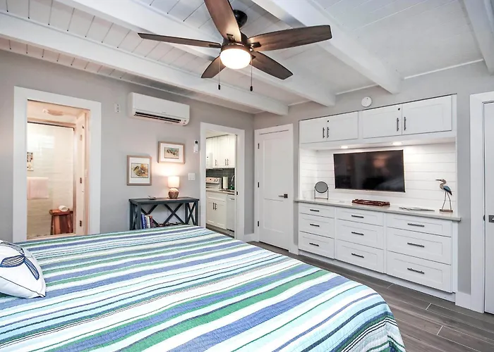 Sanibel Carefree Island Stay - Colony Inn 50