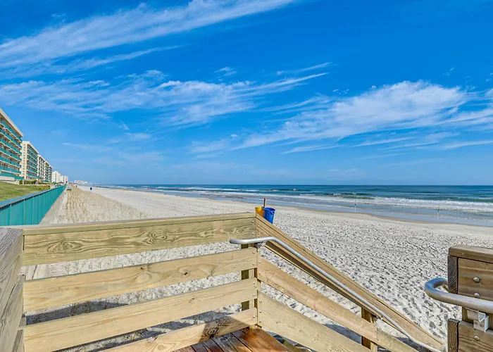 Resort Living! Ponce Inlet Condo Near Beach!