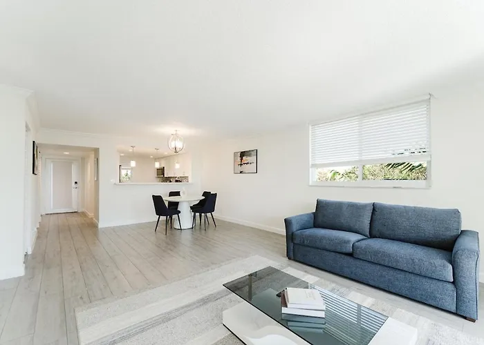 Modern 2Br Suite 2 King Beds Pool Steps To Beach
