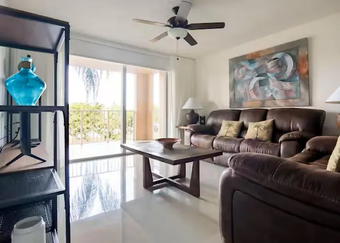 Spacious Condo At The Yacht Club Aventura 6307