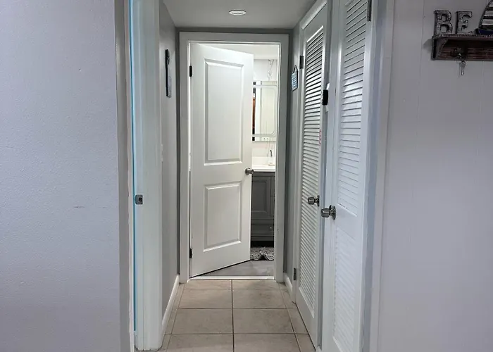 Cozy Apartment In Marathon Key