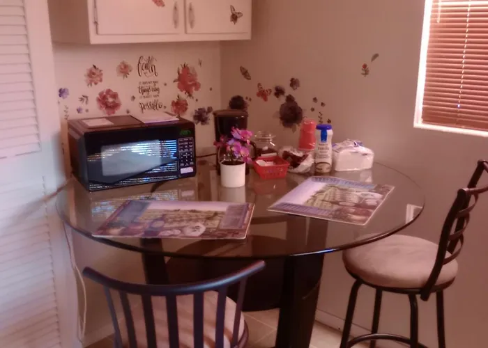 1 Bedroom Kitchen Bathroom Apt