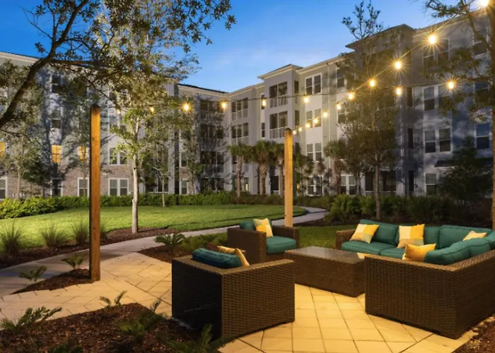 Landing Modern 2Bd Gym Clubhouse
