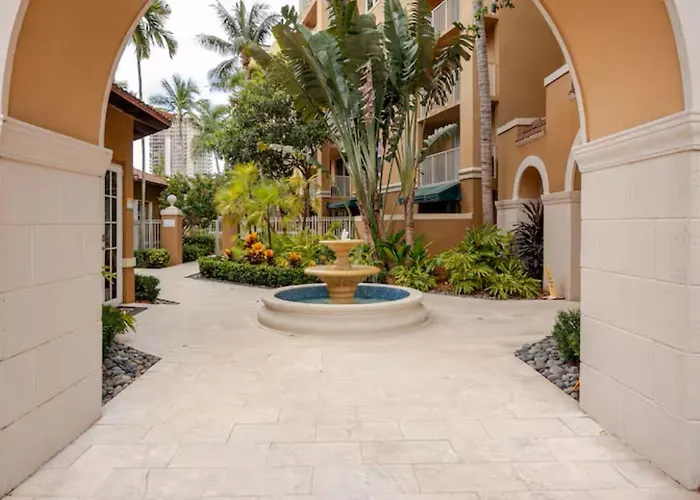 Designer Condo At The Yacht Club Aventura 9505