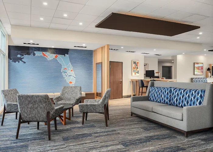 Holiday Inn Express Melbourne West By Ihg
