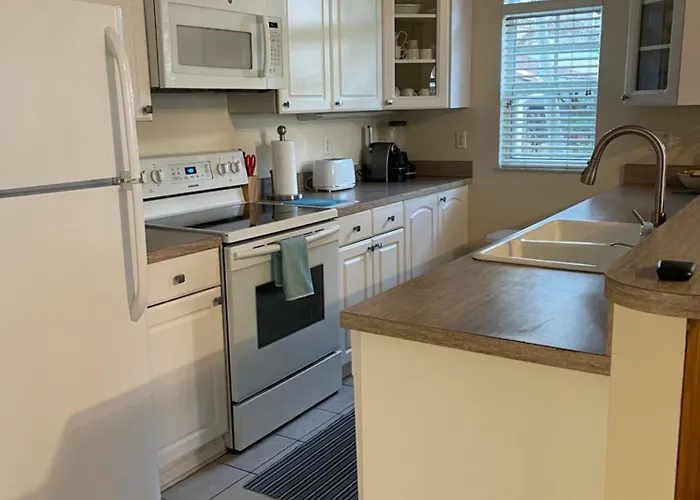Beautiful Property On Siesta Key