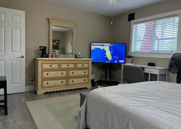 This Homestay Oasis Is The Cape'S Best Place To Stay
