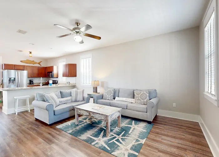 2-Story Beach Cottage With Pools Hot Tub Gym Patio & Ac - Dog-Friendly
