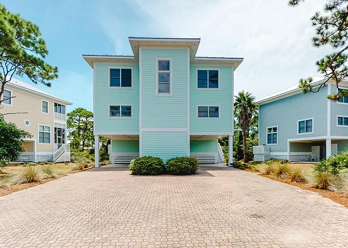 Spacious Dog-Friendly Home With Elevator Screened Decks On-Site Pool & Gym