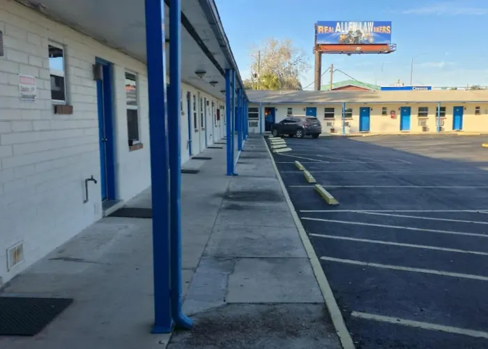 Holiday Motel Ocala Downtown I-75
