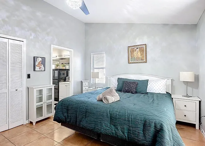 Luxury 4Br Villa Heated Pool Spa 12 Min To Disney