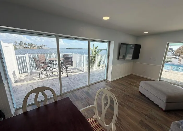 Million Dollar Matlacha Views 2Bed2Bath Heated Pool Gulf Front