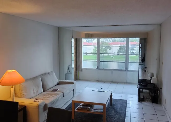 1 Bedroom In Sunrise , Monthly