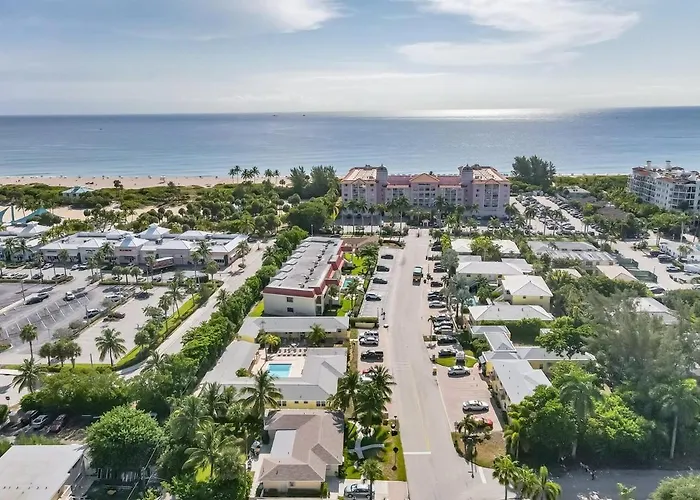 2 Bed 2 Bath Beach And Pool Unit
