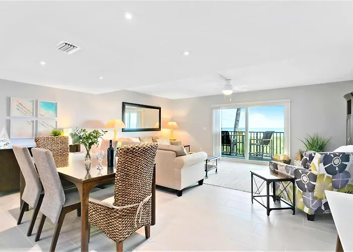 Cocoa Beach Club - Oceanfront Condos With Pool Next To Pier And Port Canaveral