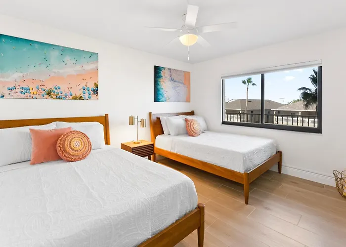 Canaveral Towers - Oceanfront Condos With Pool And Mini Golf By Port Canaveral - Cocoa Beach