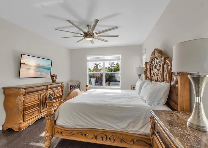 Paradise Heated Pool Home Near Img And Siesta Key Beach