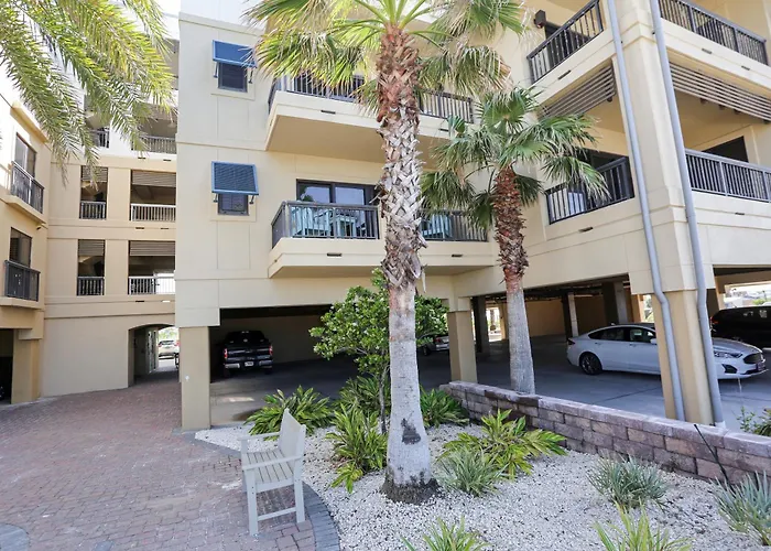 Club At Mexico Beach 1G Red Fish Blue Fish By Pristine Properties Vacation Rentals
