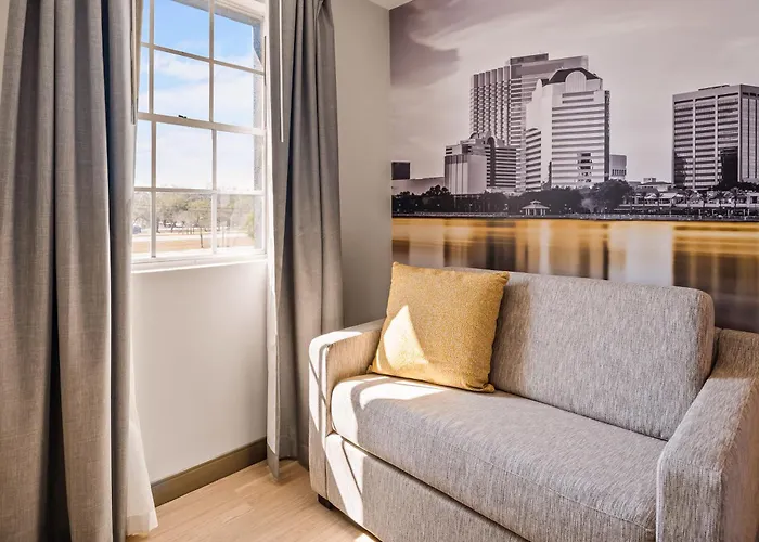 B&B Hotel Jacksonville Airport - Newly Renovated!