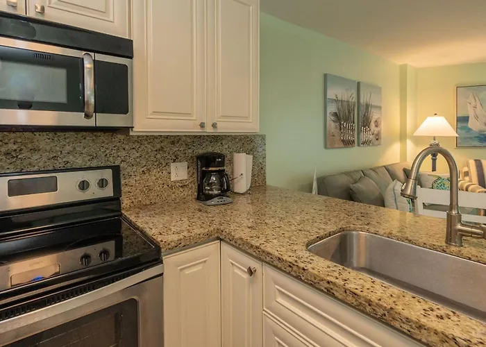 2405 Ocean Pointe Suites
