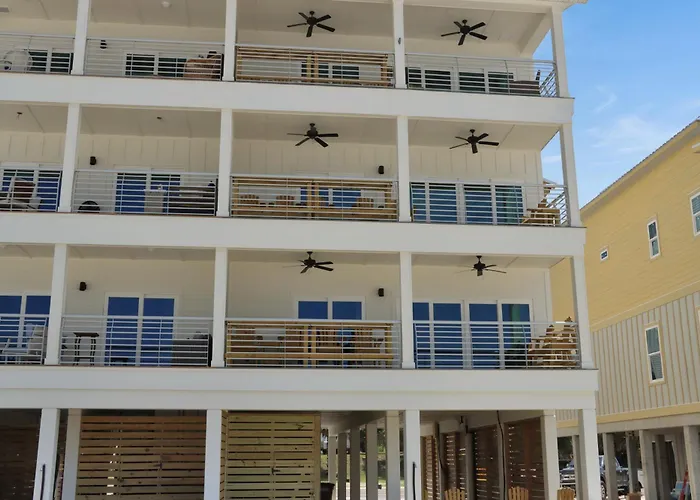 The Great White 1 By Pristine Properties Vacation Rentals
