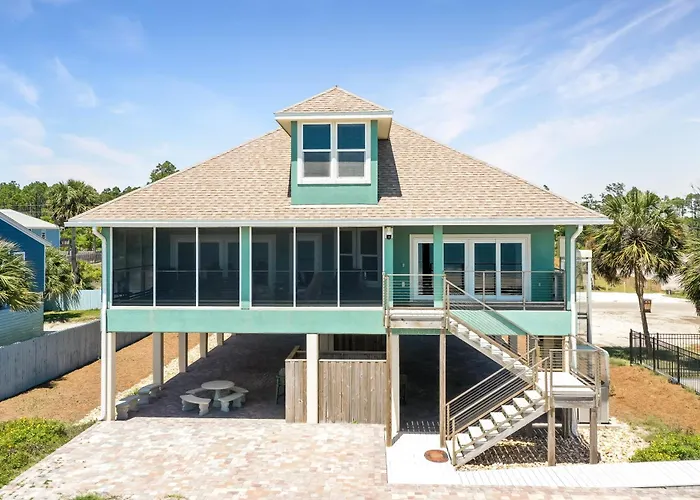 Farr Away Living By Pristine Properties Vacation Rentals