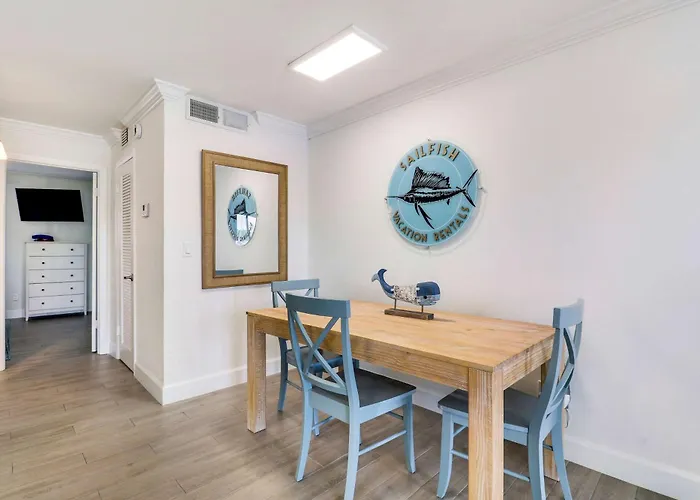 Sailfish Suites 5 - Waterfront Lodging
