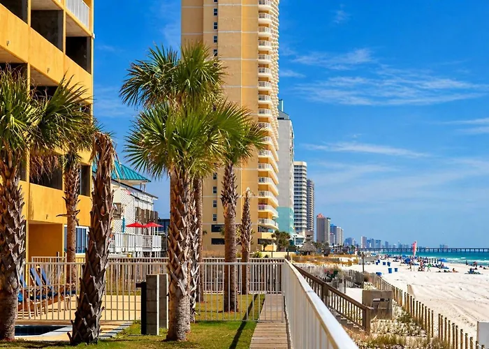 Luxury Vacation Escape Free Beach Service Come Relax Book Now!