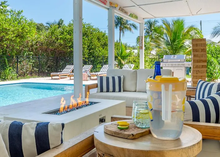 Tranquility Villa Heated Pool & Lanai