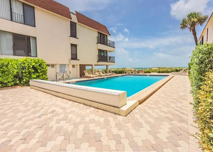 Breezy Beachside Views! Heated Pool & Pickleball!