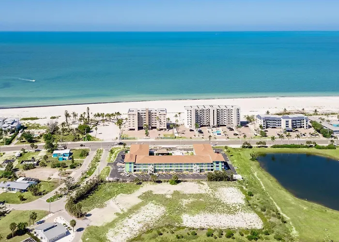 Tropical Sands Resort