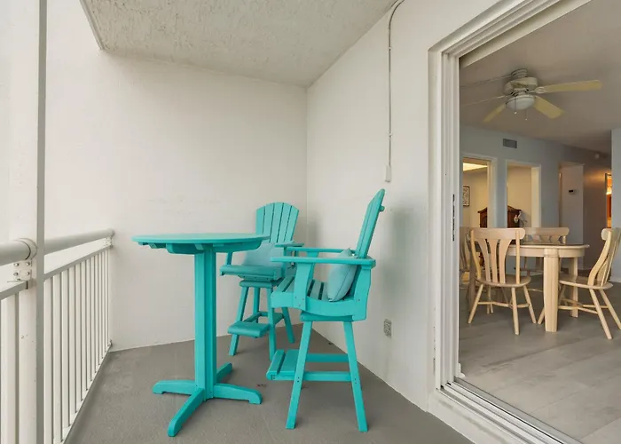 Oceanfront Oasis - 2Br2Ba Direct Oceanfront!