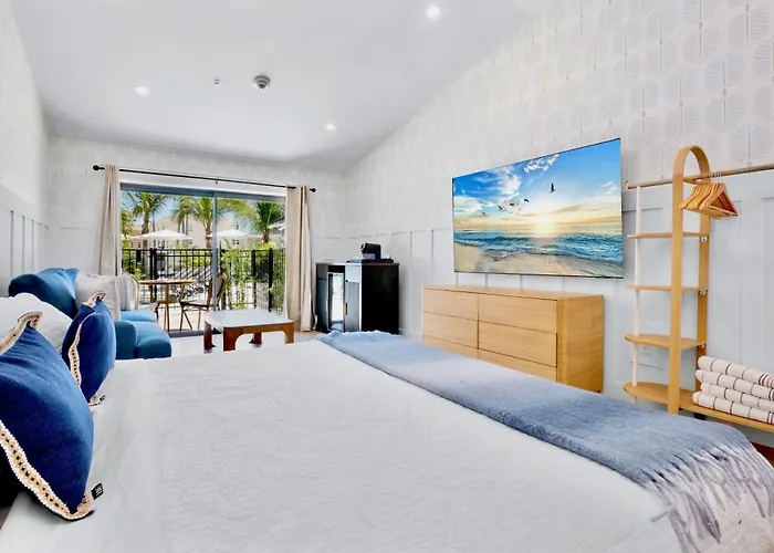 Tropic Isle At Anna Maria Island Inn