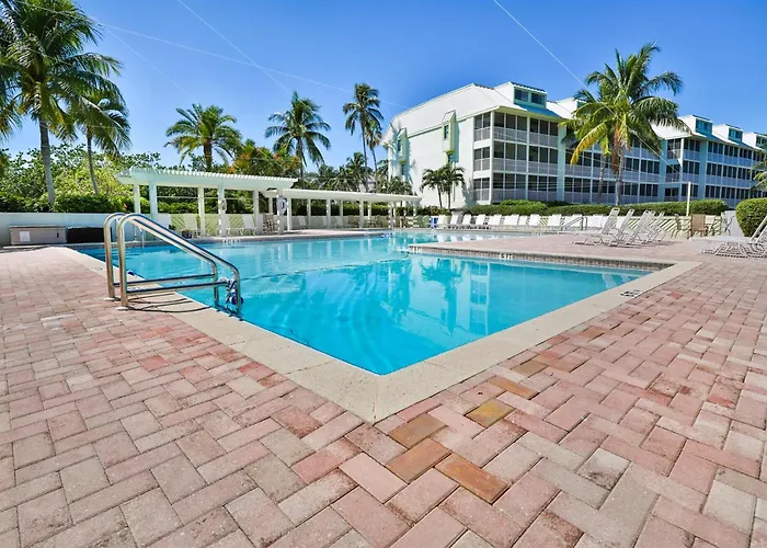 South Seas Bayside Villa 5310