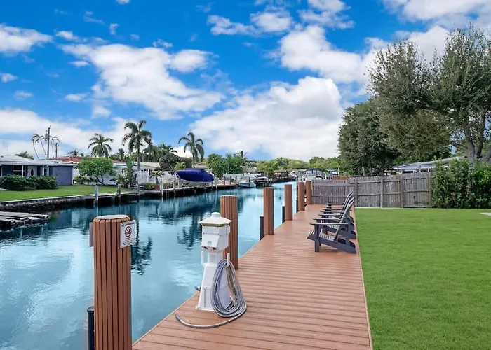 Dania Beach Unit 1 By Dream Vacation