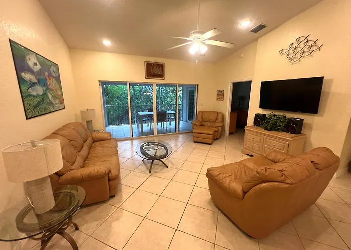 Full Time Lic Mgr - Modern 4 Bed 4 Bath Villa - Upscale Oceanfront Resort - Indoor Pickleball - Speakeasy!
