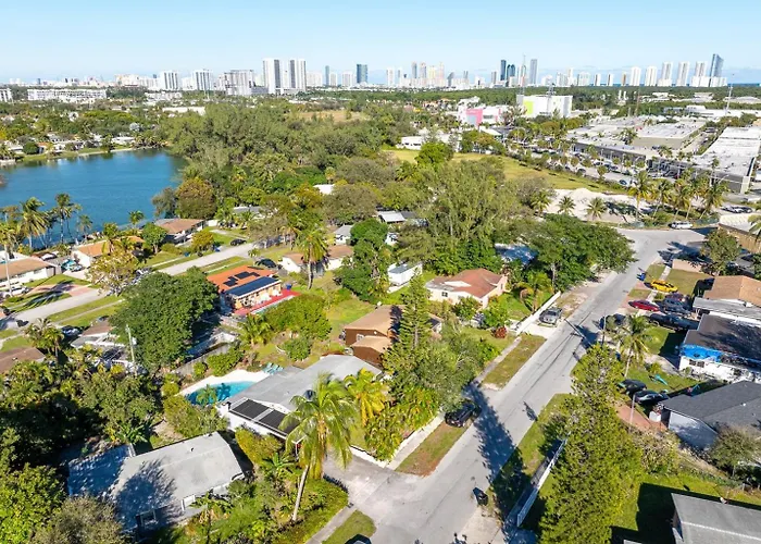 La Villa Aventura! North Miami'S Finest!
