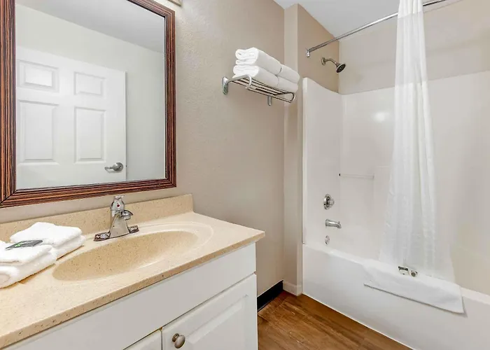 Extended Stay America Suites - West Palm Beach - Northpoint Corporate Park