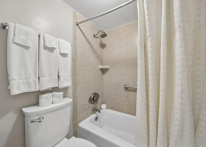 Beachside Motel - Amelia Island