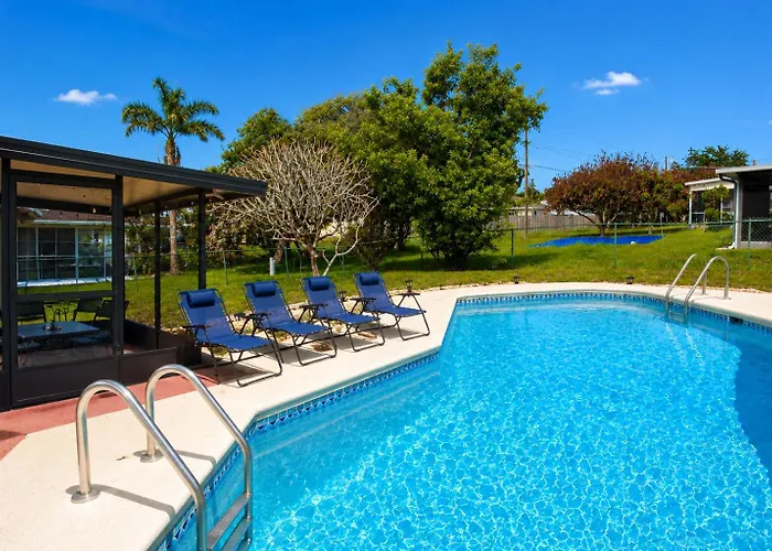 3 Bedrooms 2 Baths Pool Home Available For Longer Stays!!!