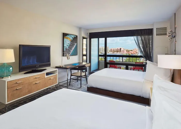 Waterstone Resort & Marina Boca Raton, Curio Collection By Hilton