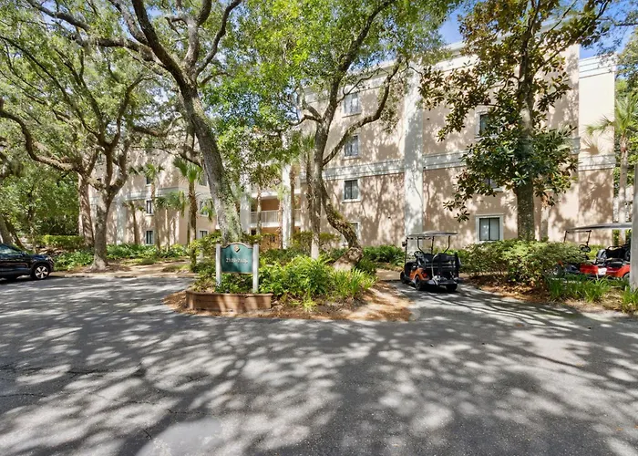 2112 Beach Wood
