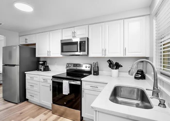A Place In Paradise Unit B